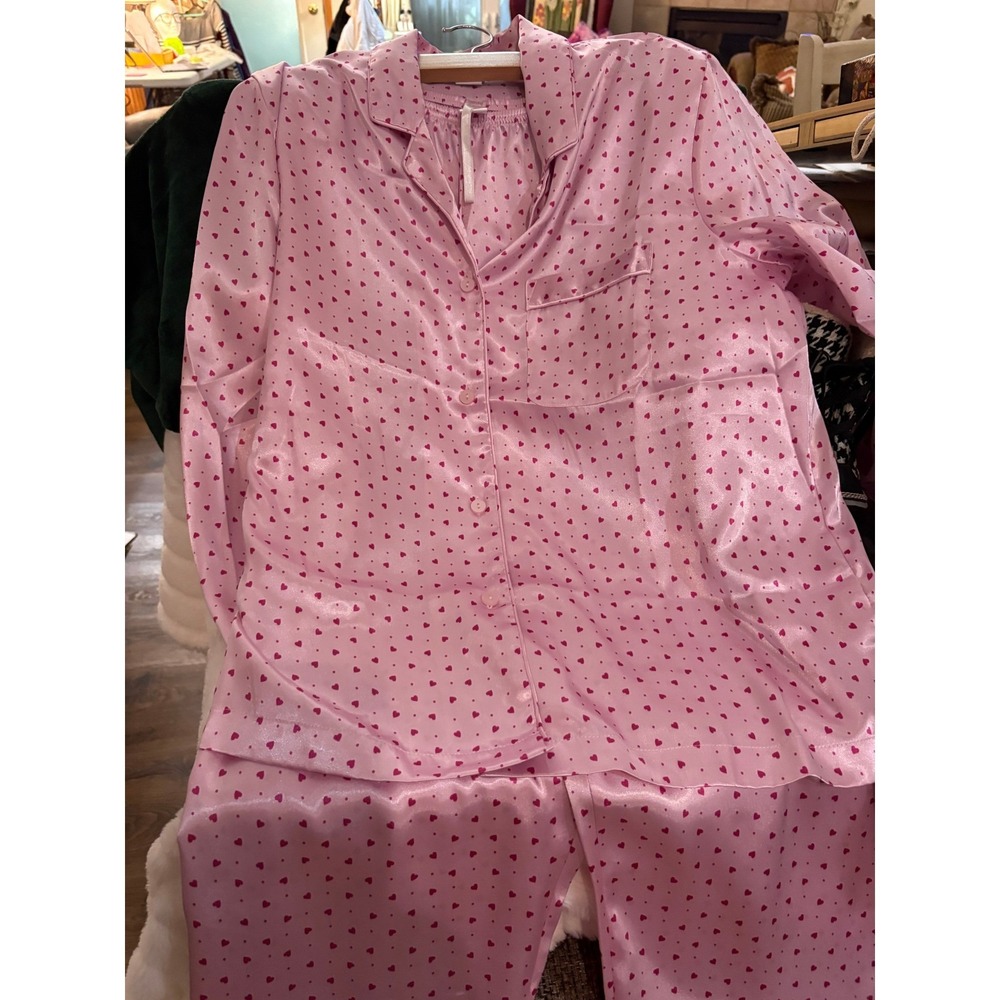 Morgan Taylor Intimates Pink Heart Print Satin Pajama Set Long Sleeve Large